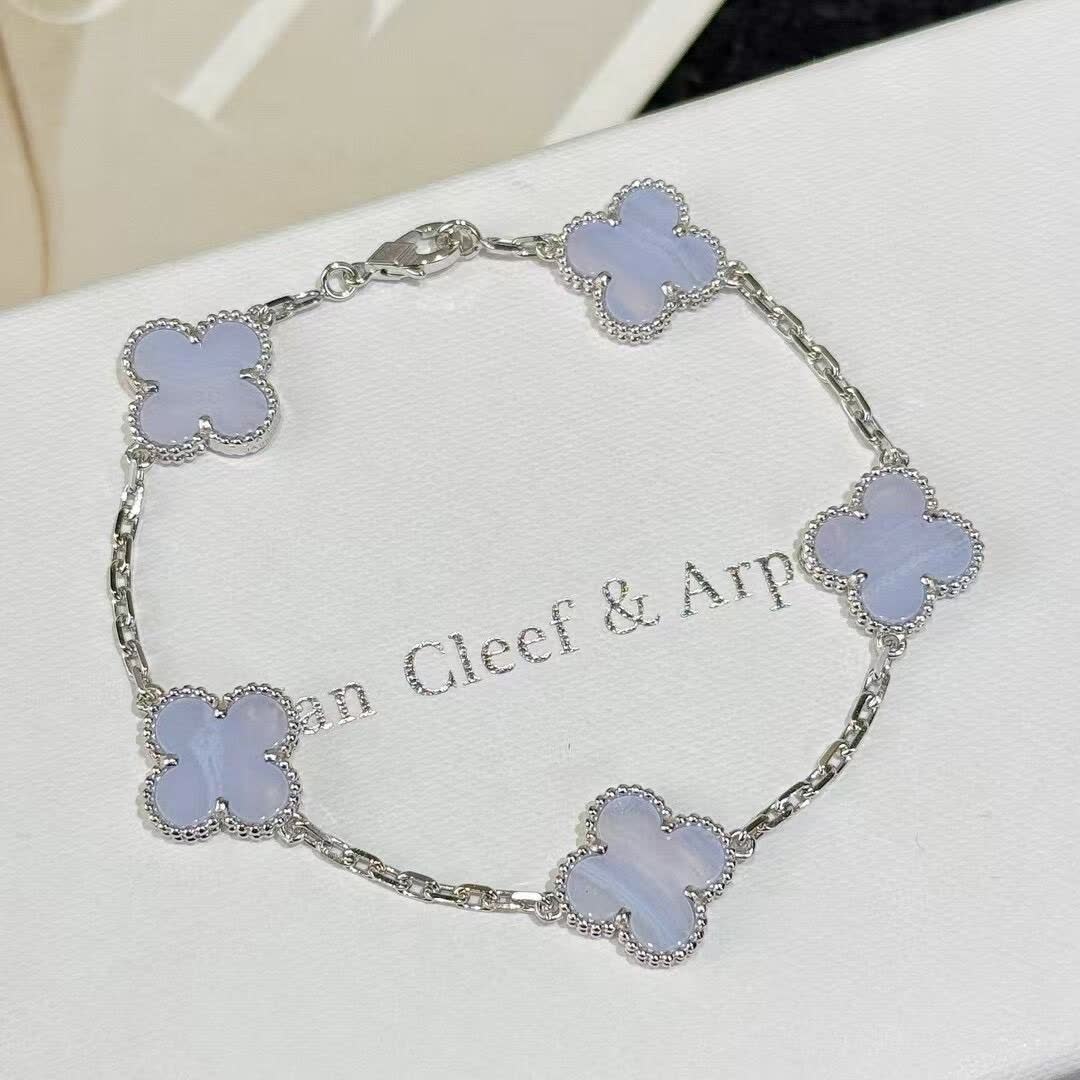 Van Cleef & Arpels Alhambra Bracelet Van Cleef & Arpels Alhambra Bracelet